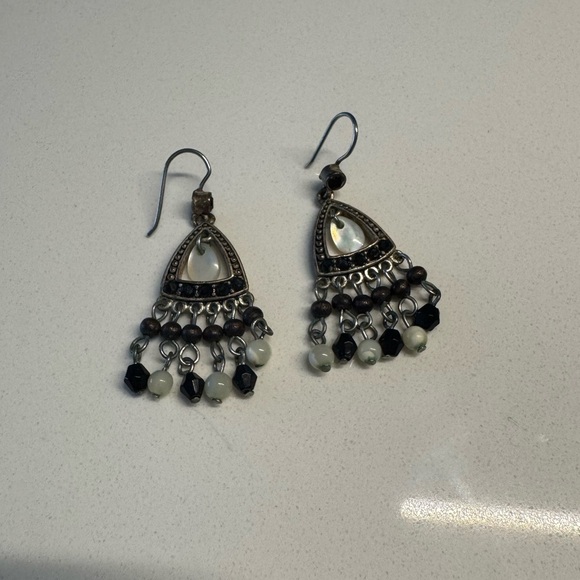 Black white silver beaded drop dangle earrings - Picture 3 of 6